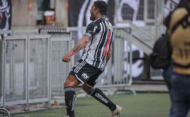Atlético-MG: Hulk alcança marca histórica no futebol mineiro