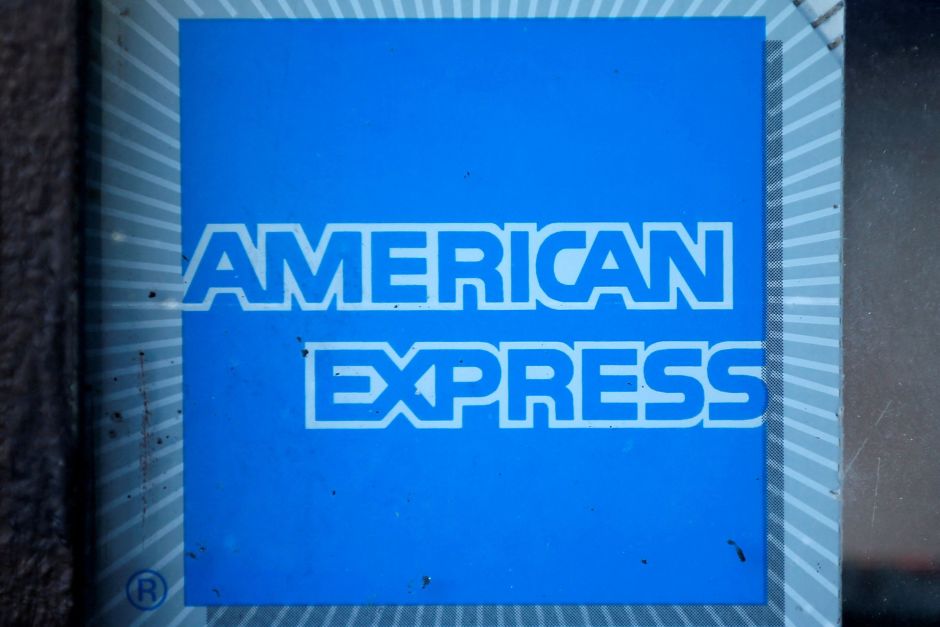 American Express supera previsões de lucro e receita no 4º trimestre