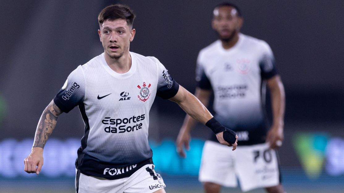 Após acidente, Garro volta ao Brasil com ajuda do Corinthians