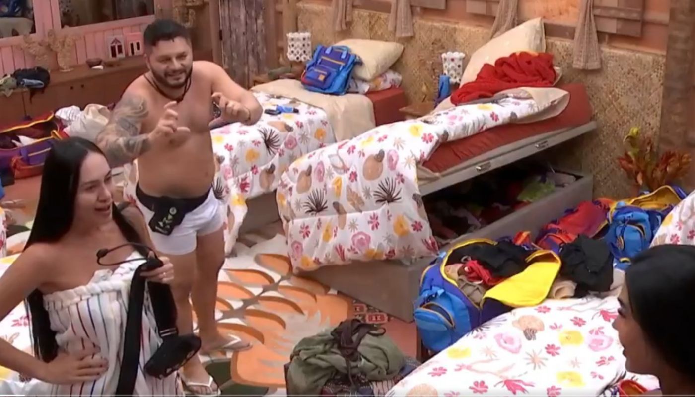 BBB25: Arleane se choca com bumbum de Gracyanne e permite o marido “pegar“