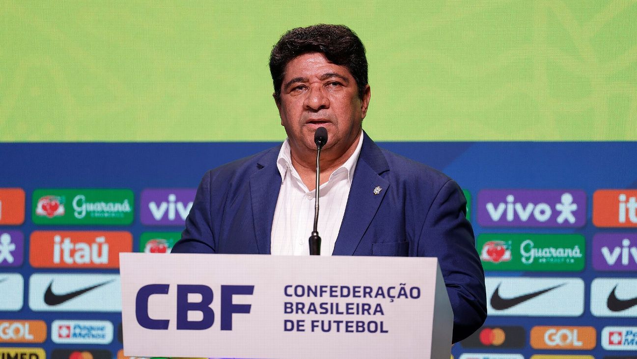 CBF volta das férias, mas futebol feminino segue sem calendário