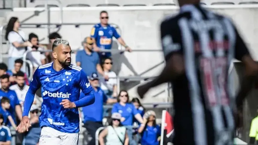 Fabrício Bruno destaca clássico pegado: “Mais pancadaria que futebol“