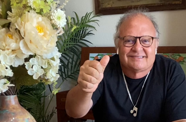 Guilherme Arantes anuncia pausa na carreira: “Bem chateado e reflexivo“