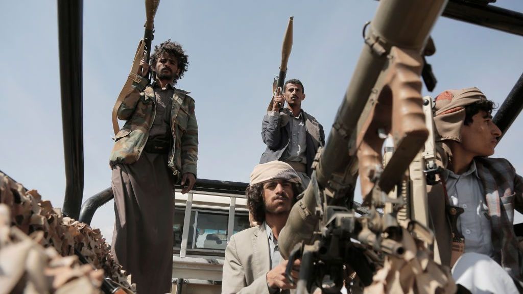 Houthis dizem que lançaram ataques com mísseis e drones contra Tel Aviv