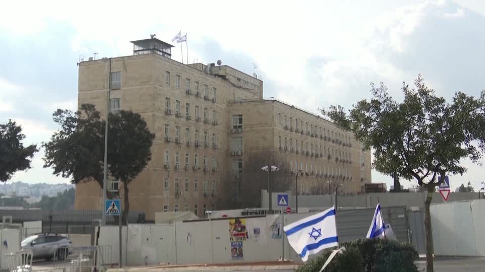 Israel deve libertar quase 2 mil prisioneiros na 1ª fase do acordo