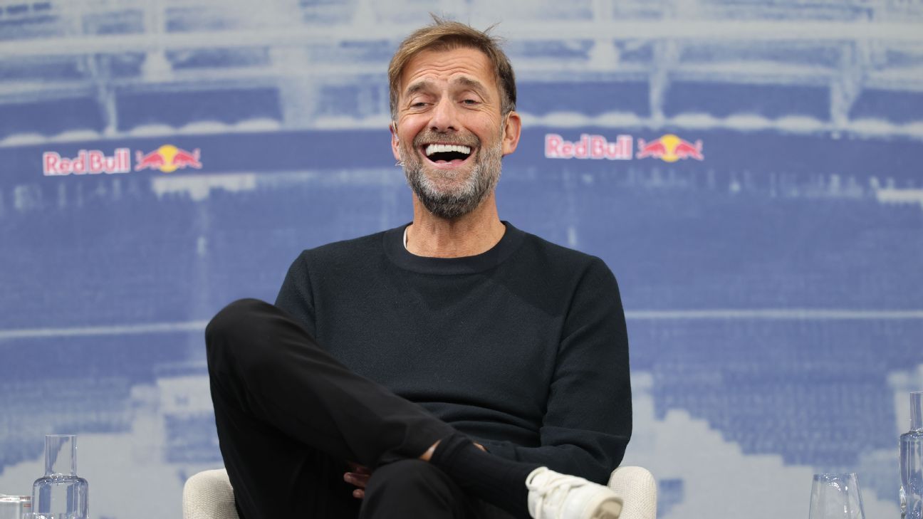 Klopp oferece casa para festa em caso de punição do City na Premier League