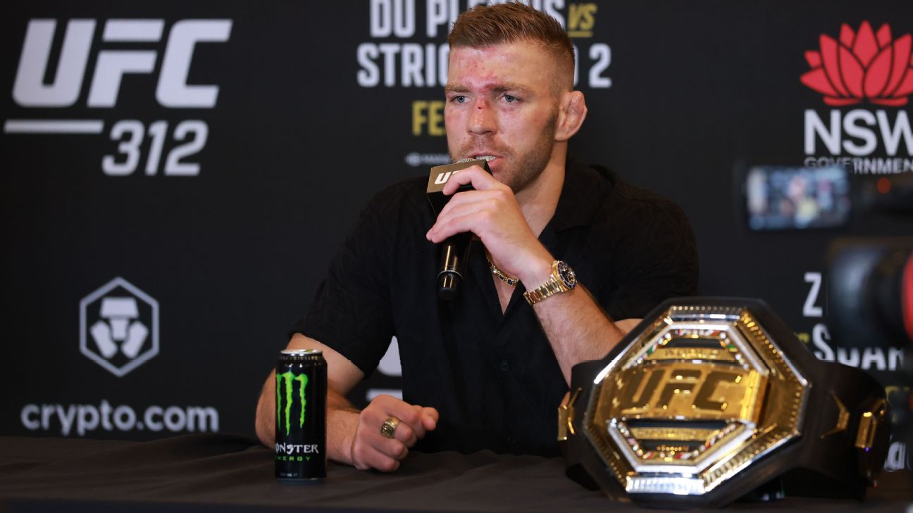 Du Plessis e Chimaev trocam farpas após UFC 312: ‘Merece surra’