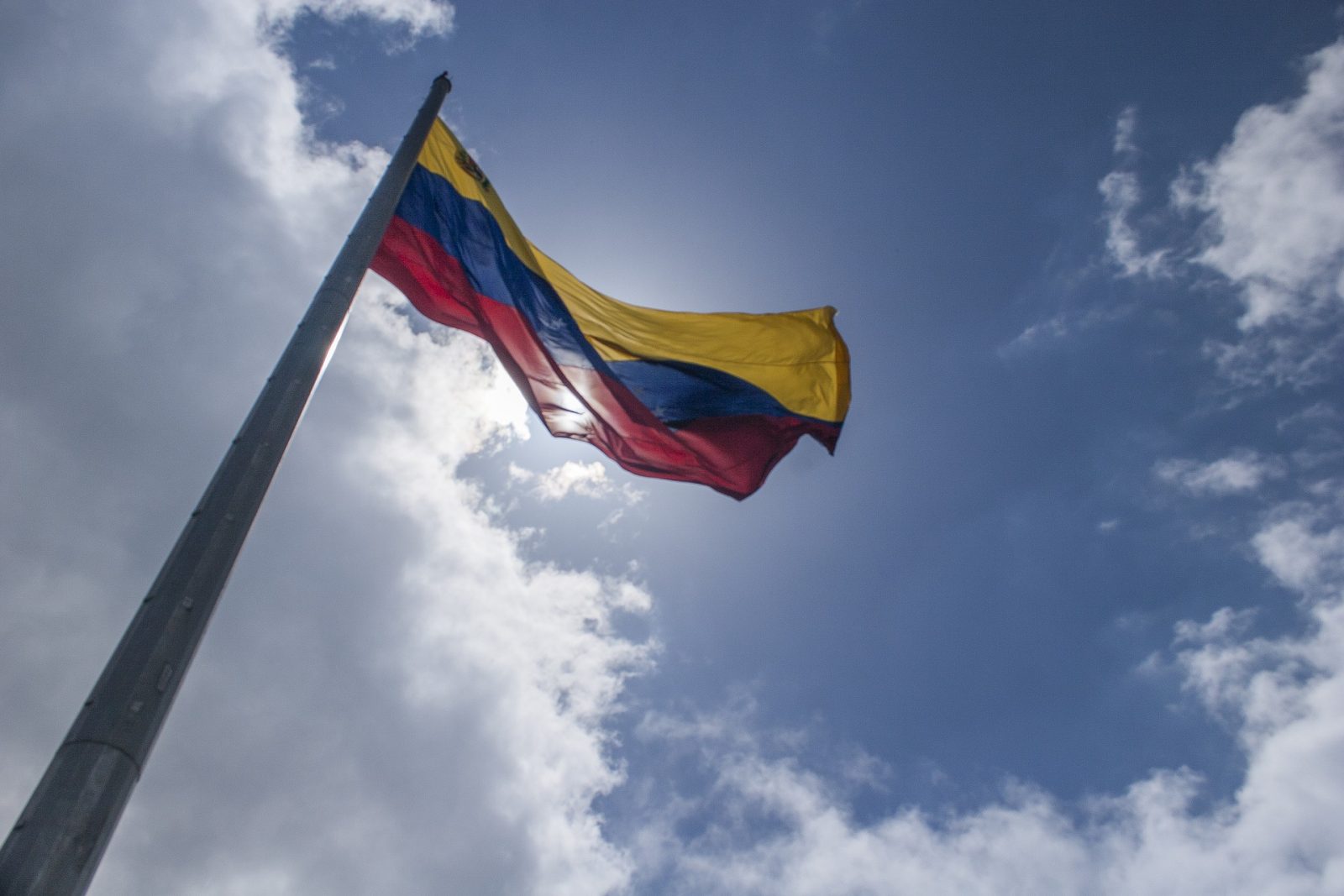 Maduro anuncia chegada de primeiras deportações de venezuelanos pelos EUA