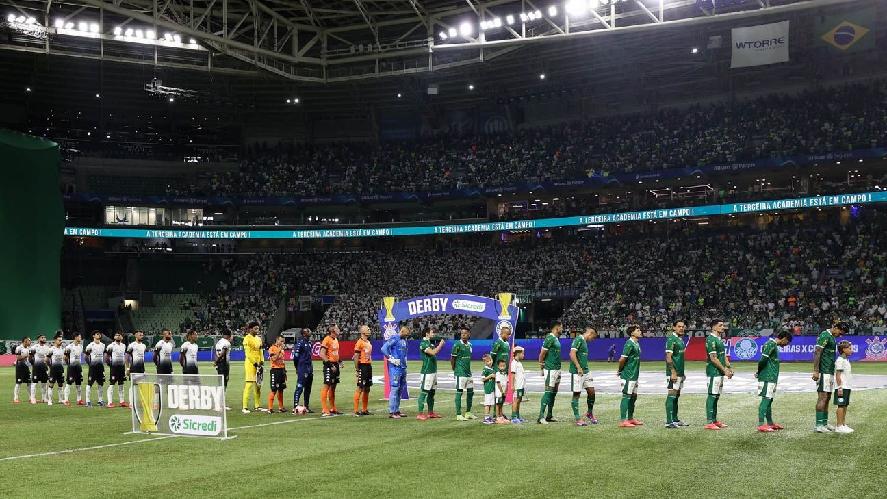 O que diz a regra sobre lance que Palmeiras reclama em empate com Corinthians