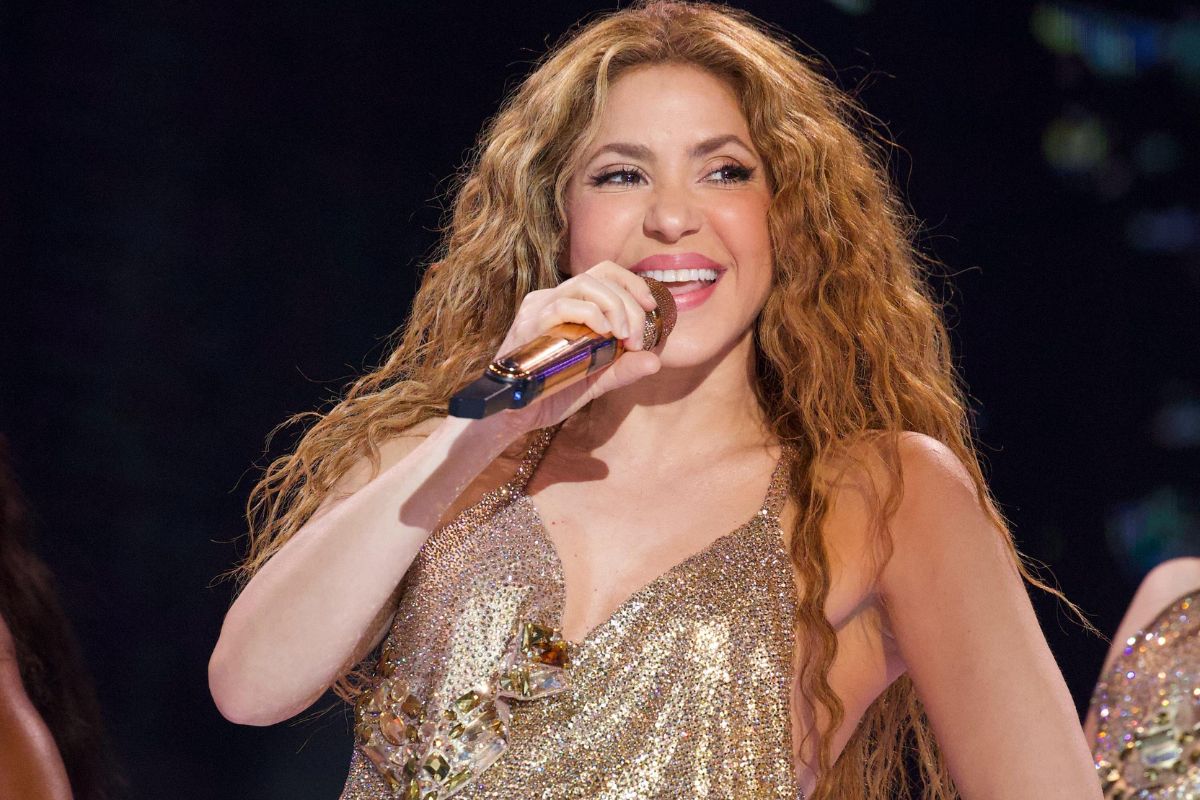 Shakira se declara ao Brasil no ‘Domingão’ e se emociona