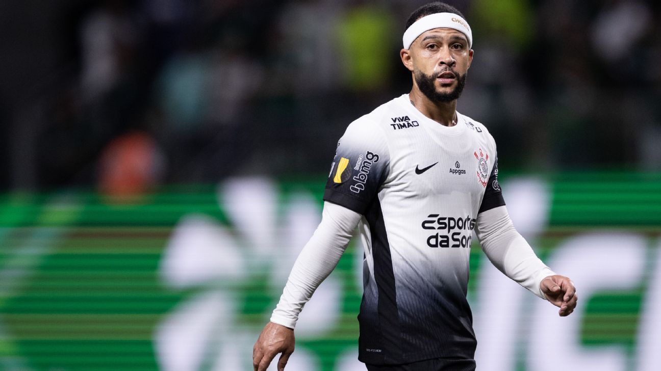 Como Corinthians campeão com Depay repercutiu pelo mundo