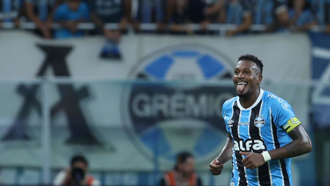 Grêmio vence Atlético-MG na estreia do Brasileirão