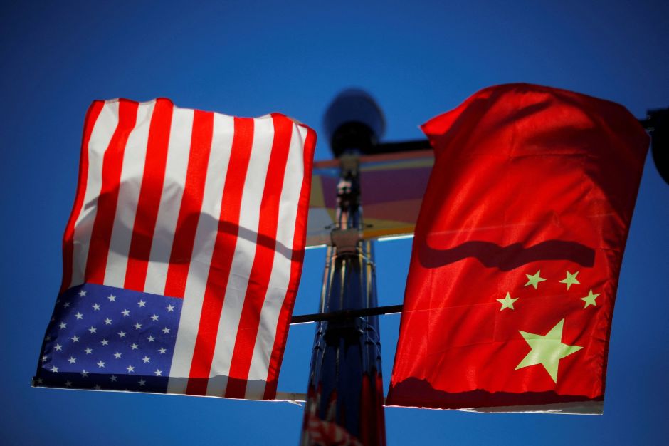 Agência americana acusa China de tentar recrutar servidores dos EUA