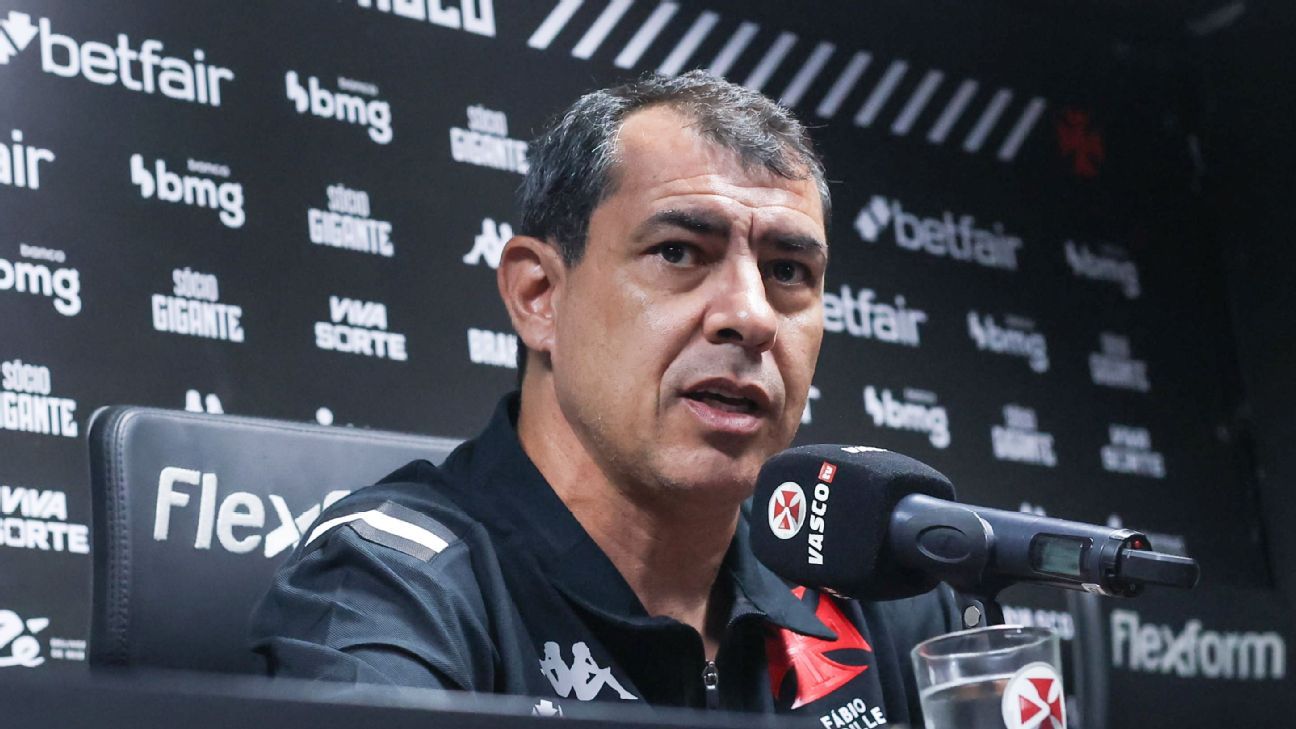 Carille sobe o tom após derrota do Vasco: ‘Temos que respeitar onde estamos’