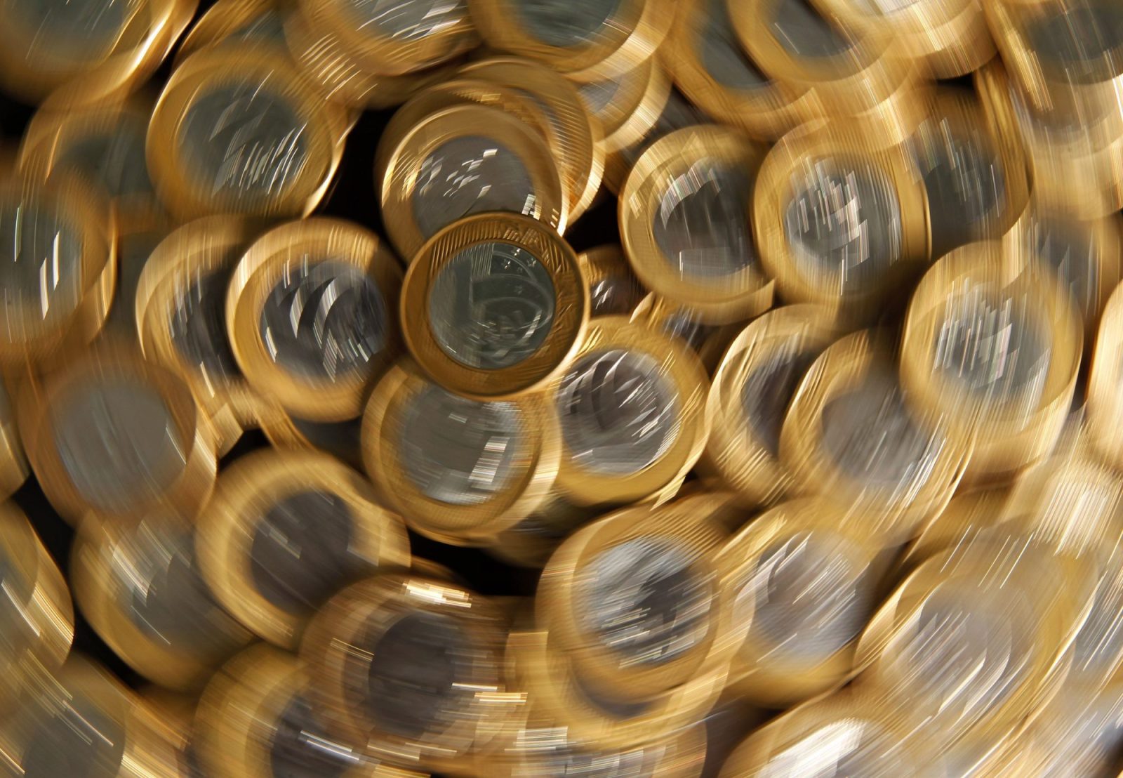 Juros futuros sobem após EUA confirmarem nova tarifa contra a China