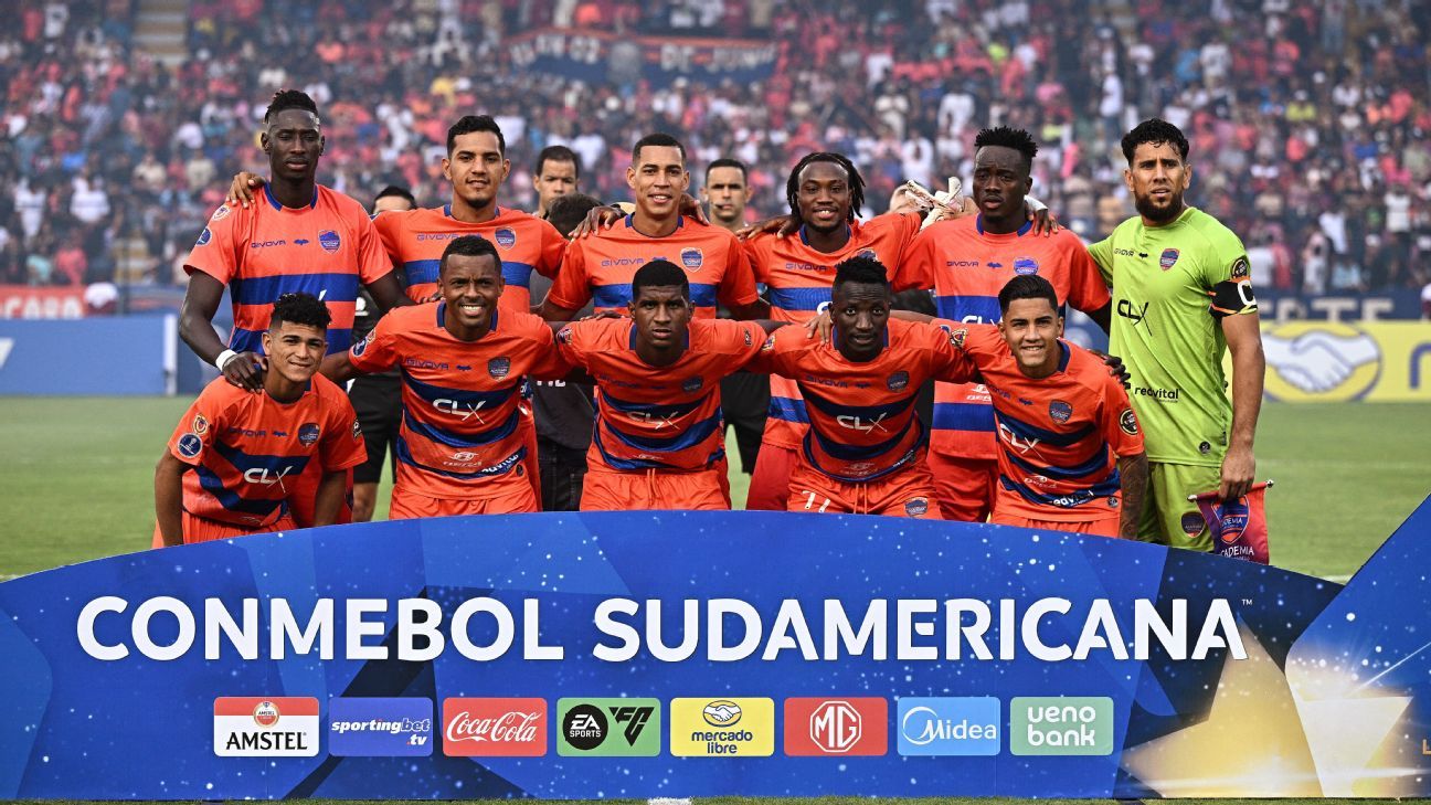 O rival da Sul-Americana que vale menos do que cinco jogadores do Vasco