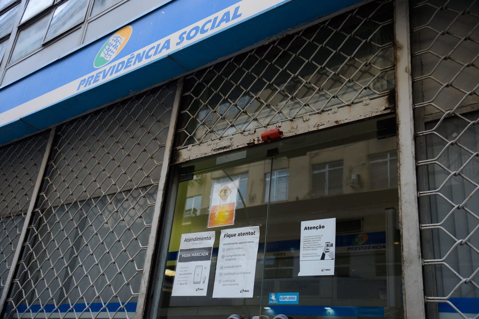 Associação aproveitou agências fechadas para fraudar INSS, diz polícia