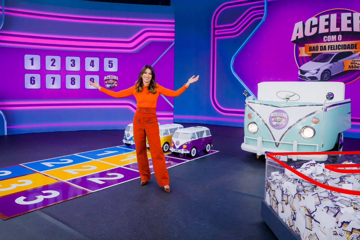 SBT lança Acelere com o Baú com Rebeca Abravanel