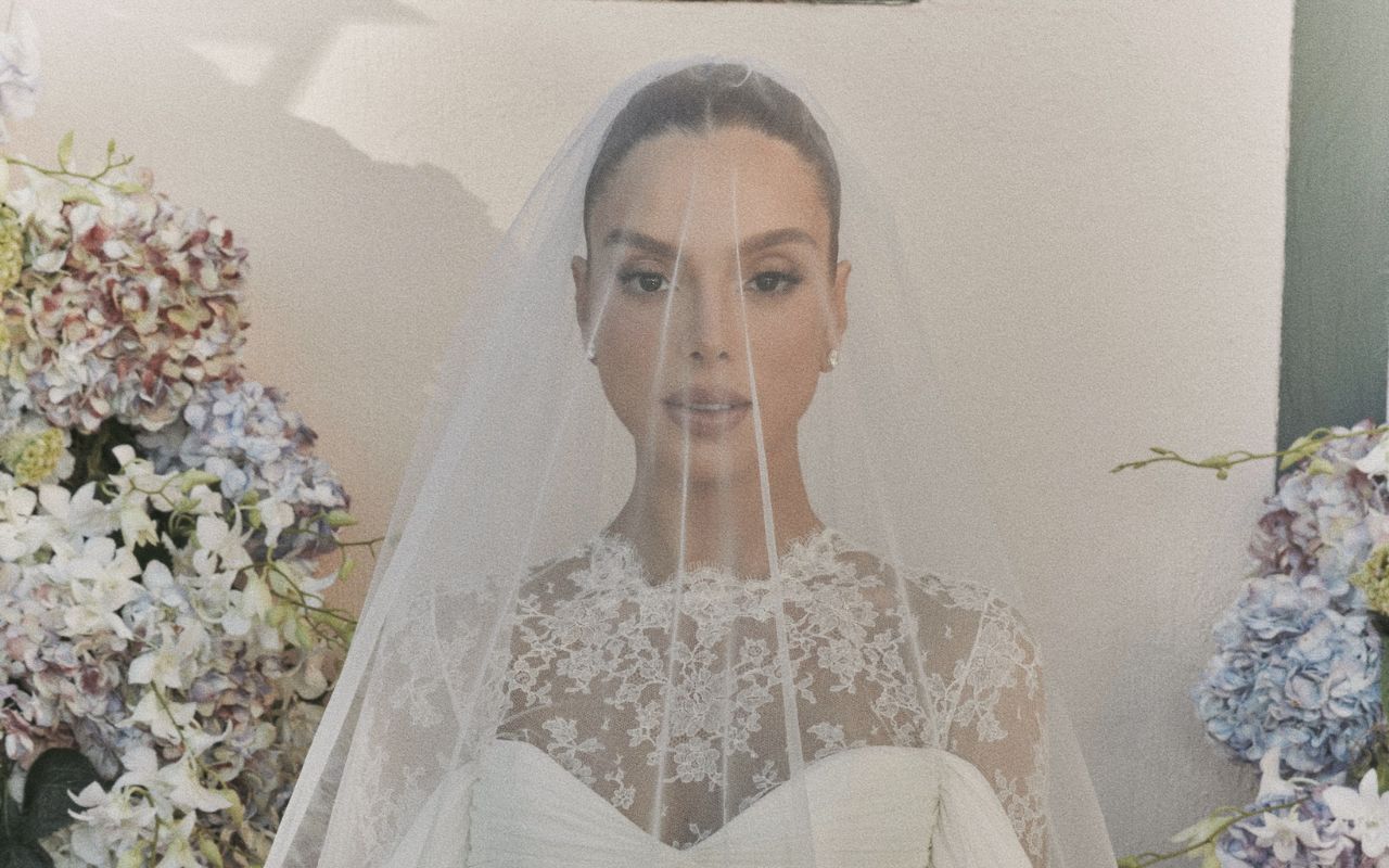 Giovanna Lancellotti usa três vestidos em seu casamento