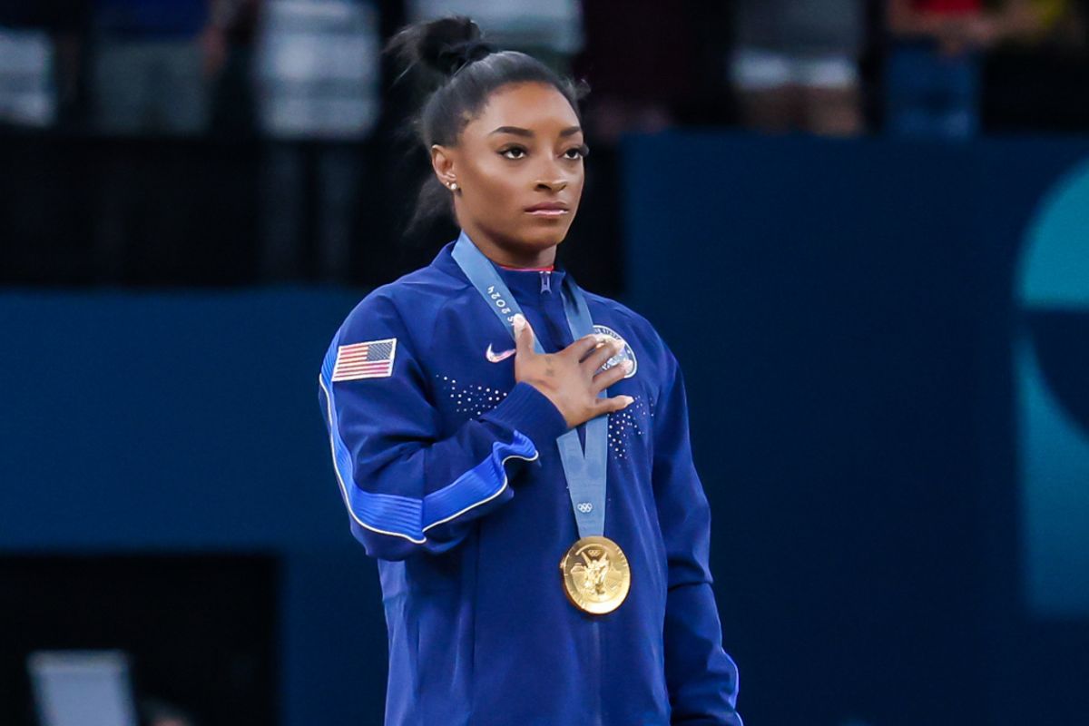 Simone Biles desativa conta no X após polêmica com Riley Gaines