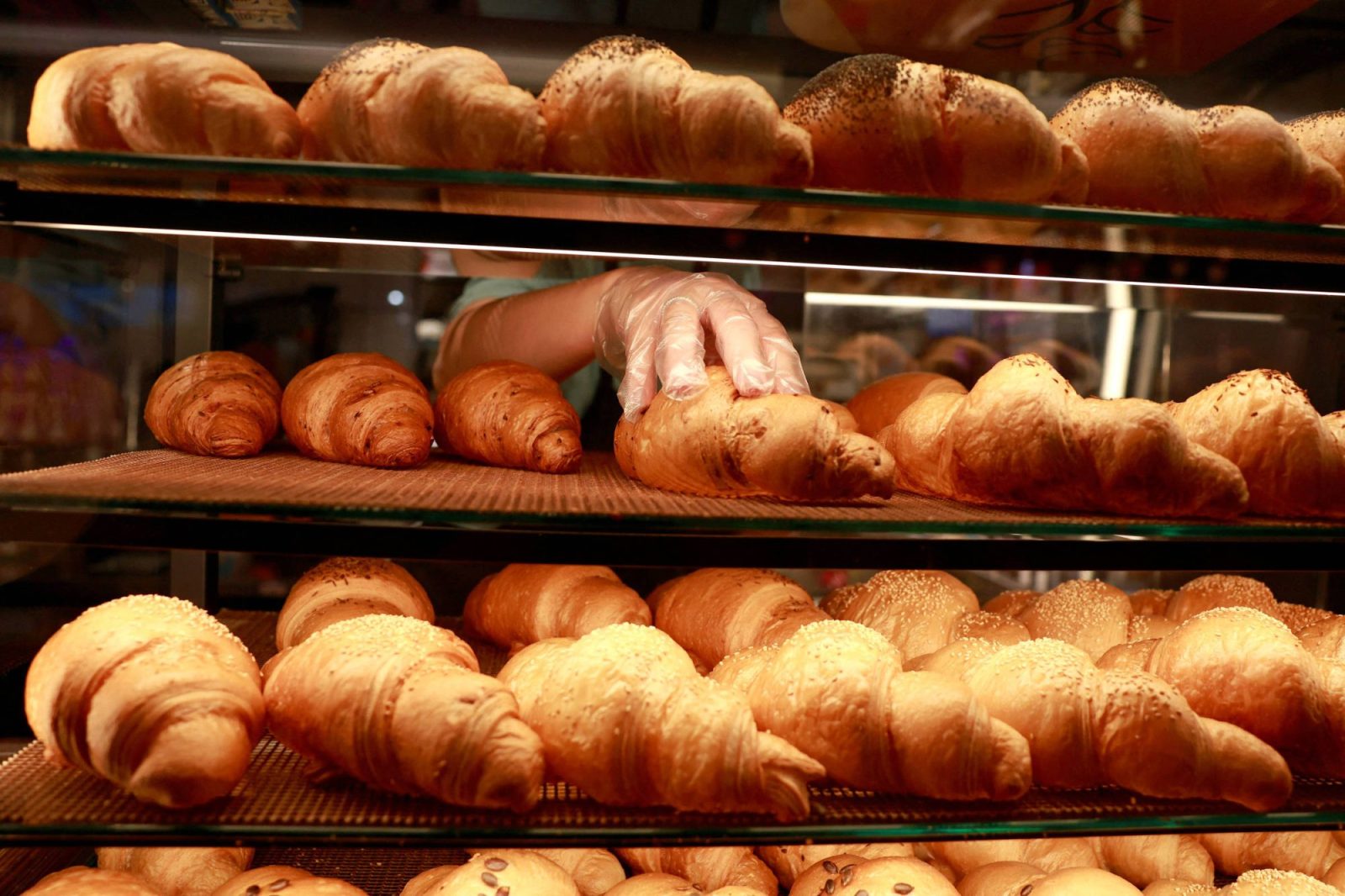 Aumento global do preço da manteiga atinge croissants – 06/07/2025 – Mercado