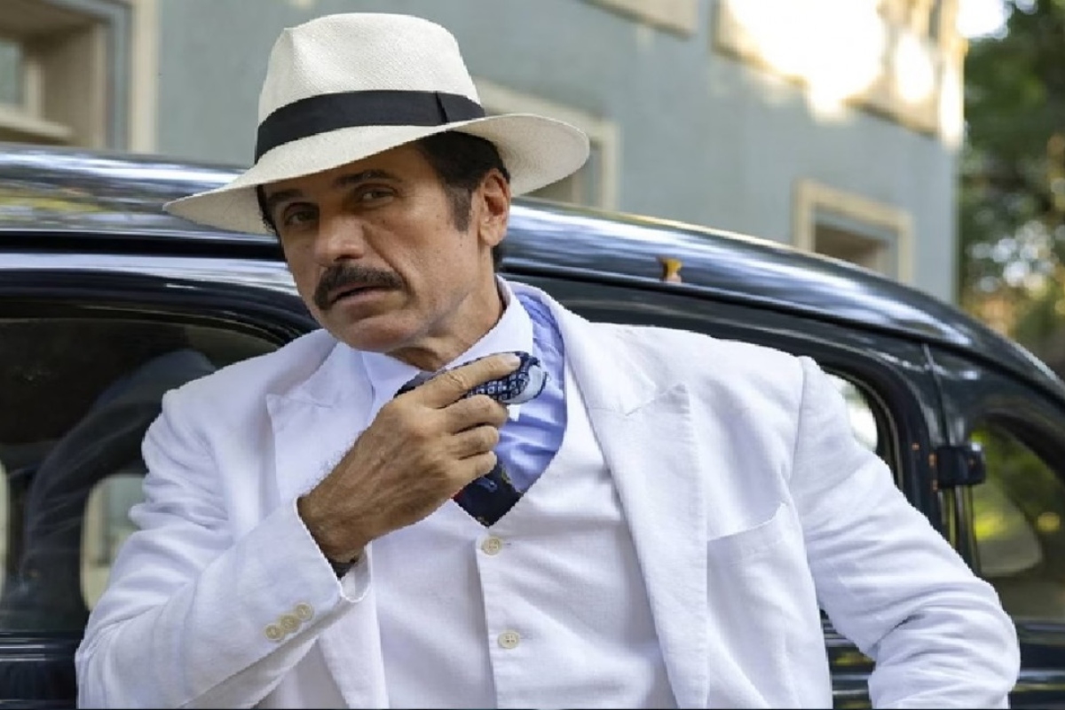 Candinho parte para cima de Ernesto com ajuda de Policarpo em ‘Êta Mundo Melhor’