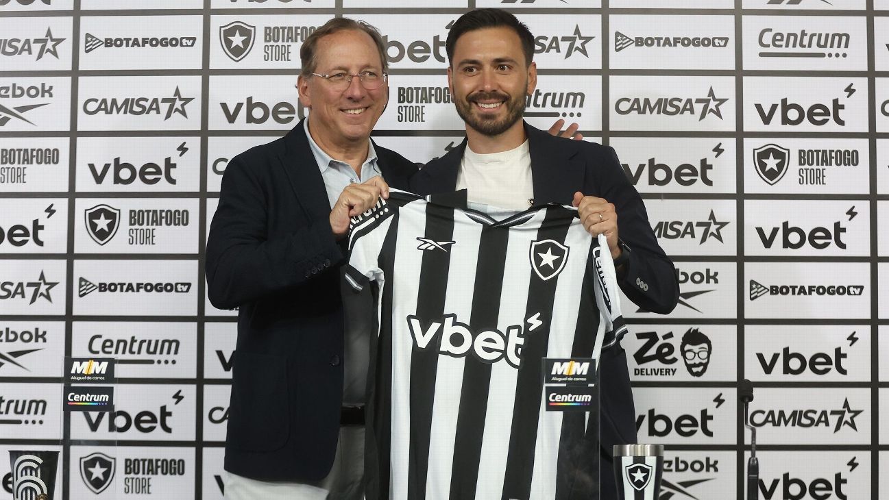 Davide Ancelotti fala do ‘peso’ de ser filho de Carlo e reação ao Botafogo