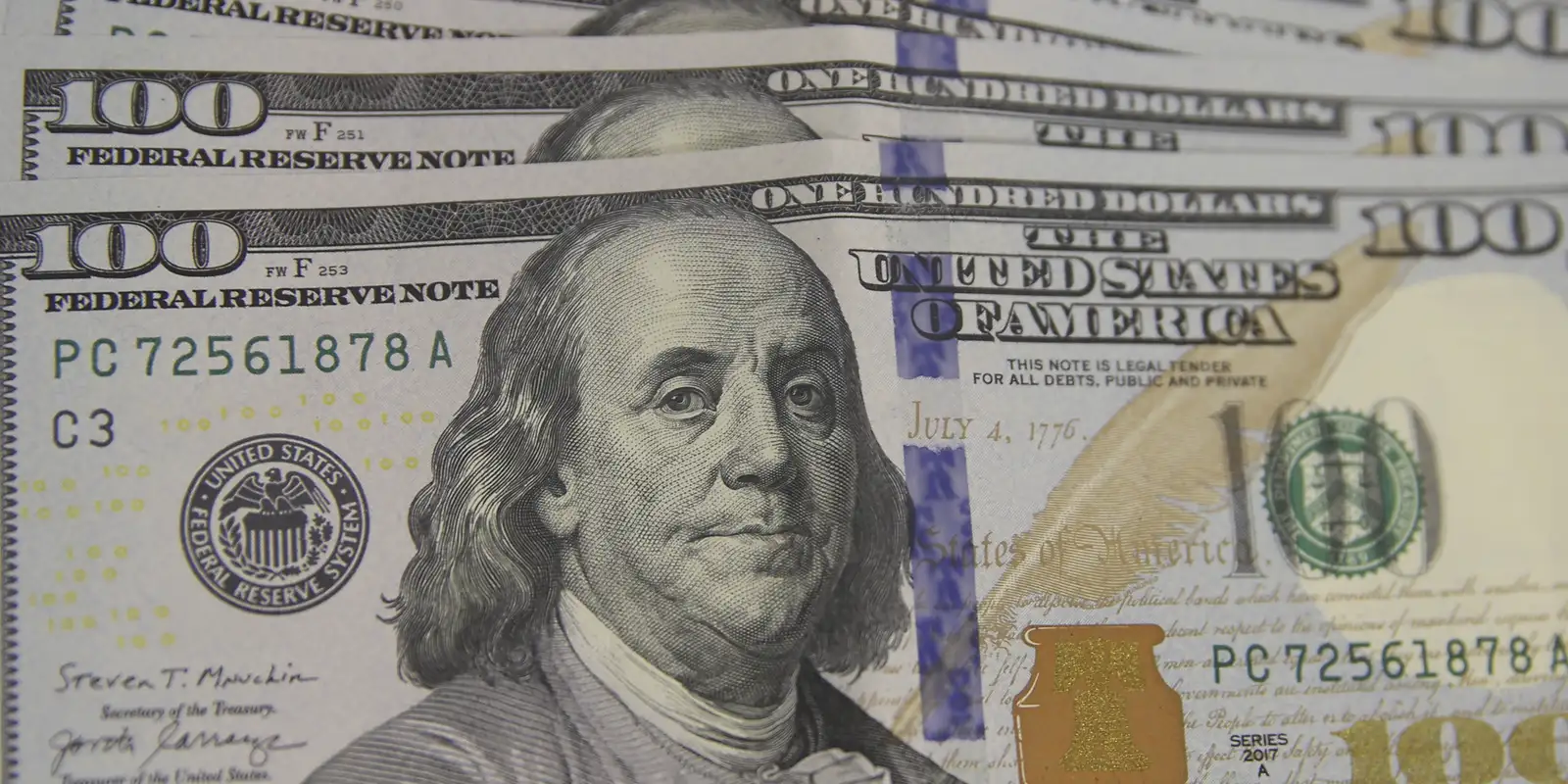 Dólar cai para R$ 5,43 e atinge menor valor desde setembro