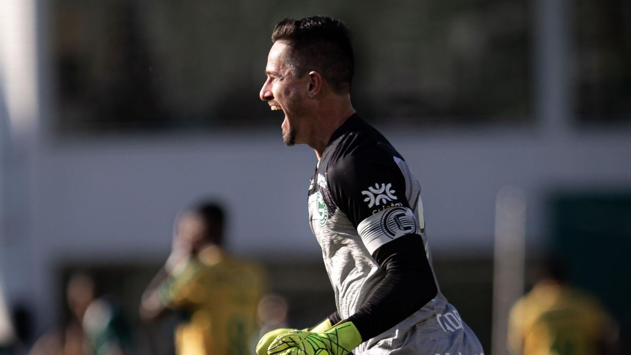 Goiás vence, reassume liderança e tira Cuiabá do G-4 da Série B do Brasileirão