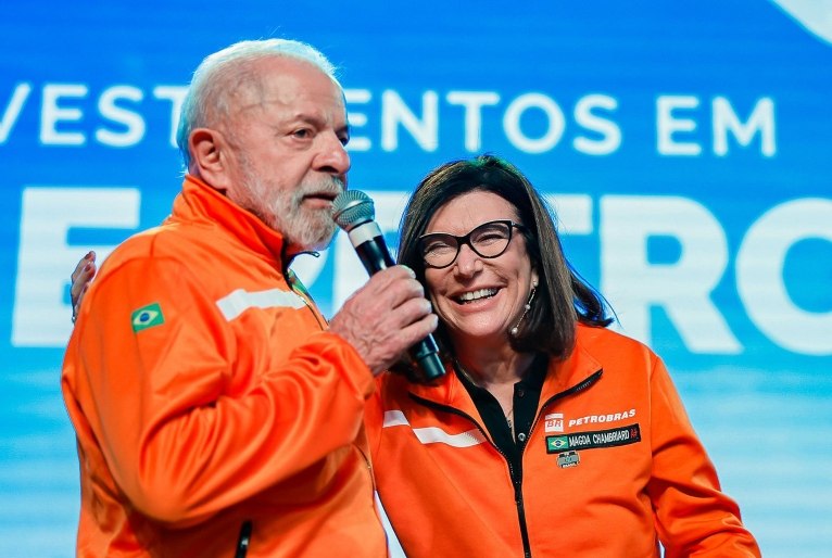 Lula diz que presidente da Petrobras parece ‘frágil’ e ‘bobinha’, mas tem “veneno”