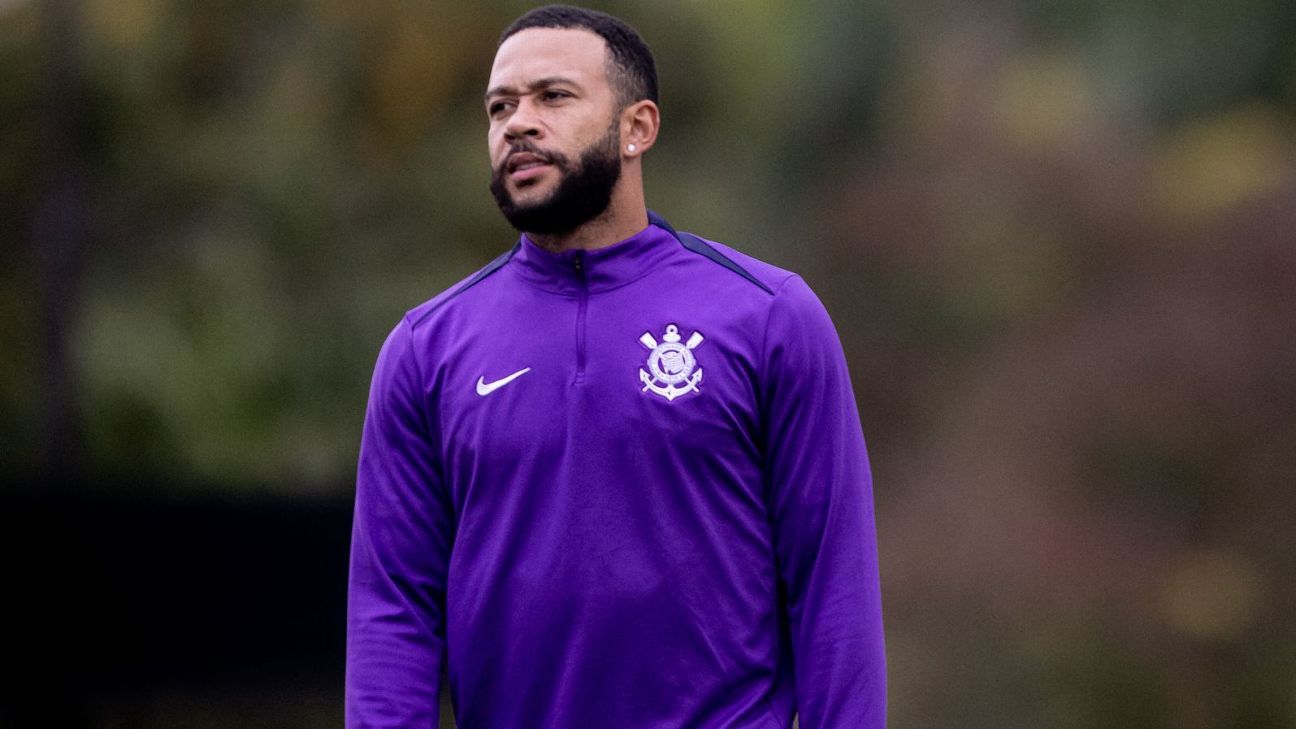Memphis Depay vai ao CT do Corinthians após sumiço; diretoria quer ‘entender situação’