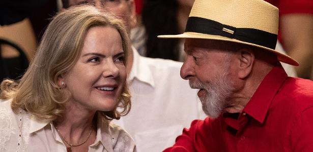 PT elege presidente em meio a crise e debate sobre os rumos do partido