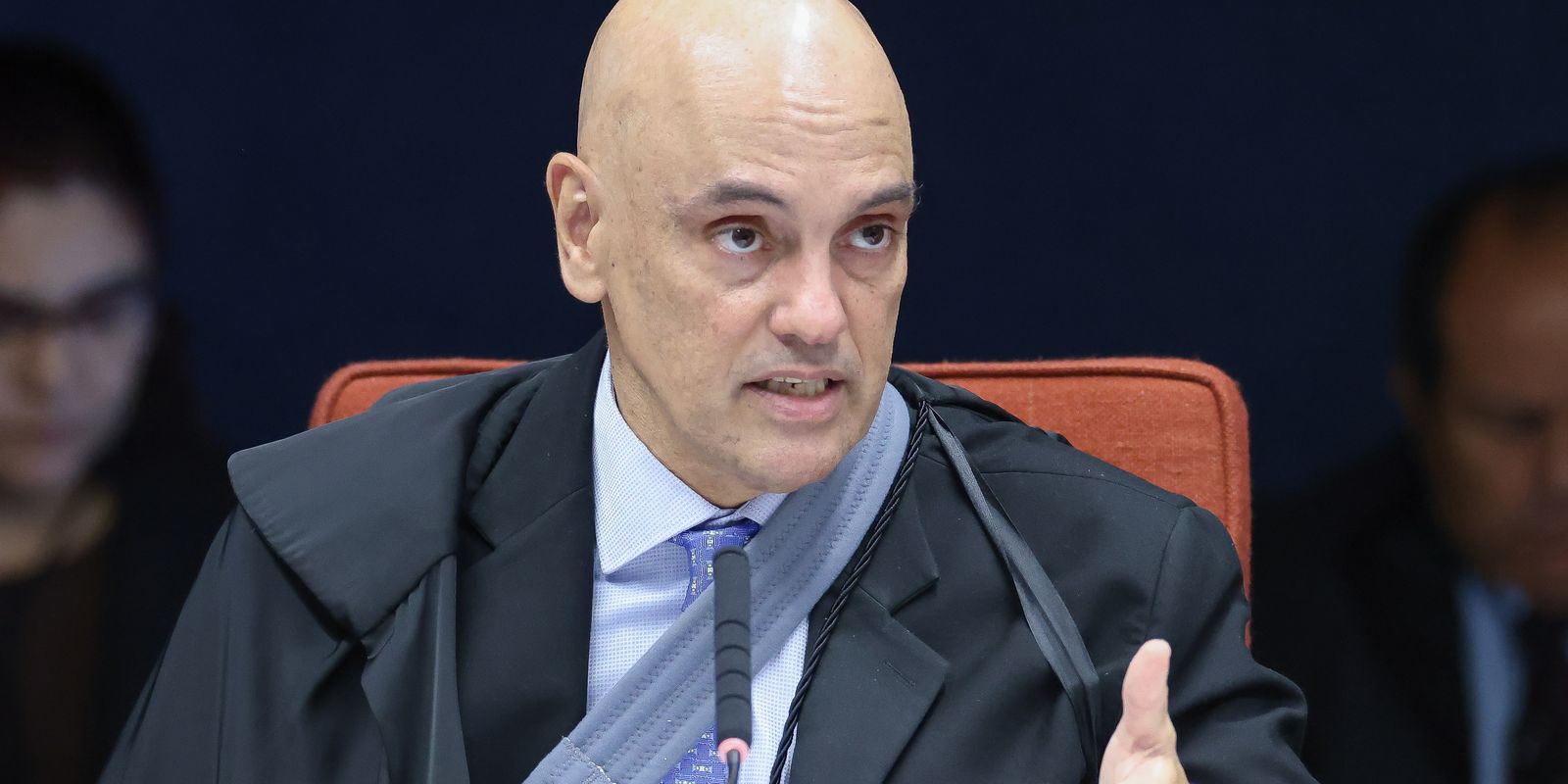 Advogados de Bolsonaro têm até quarta para entregar defesa ao STF