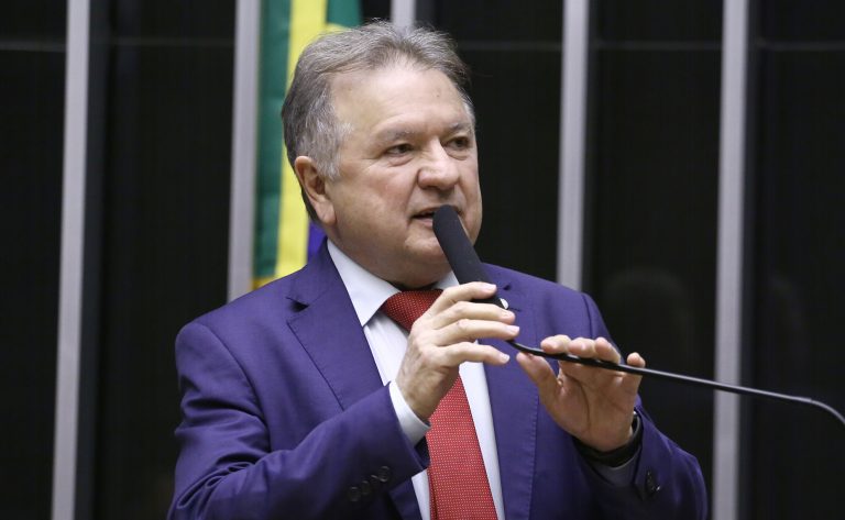 Comissão aprova uso de imóveis recebidos pela União para reforma agrária e habitação popular – Notícias