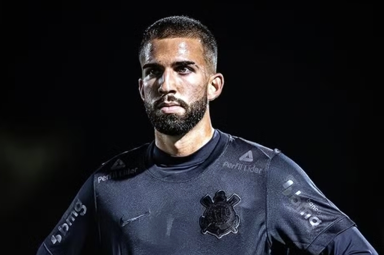 Corinthians rescinde com jovem canadense