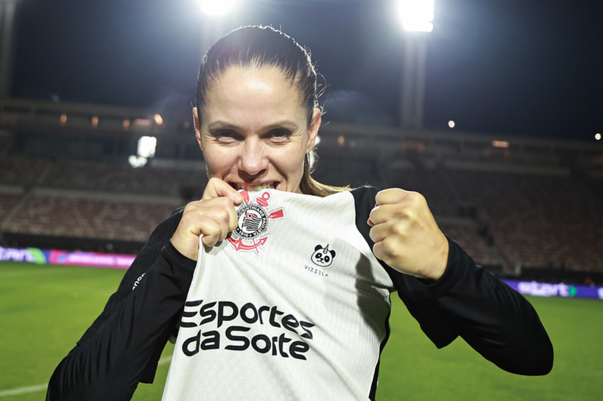 Corinthians volta a vencer o Bahia e avança às semis do Brasileirão Feminino