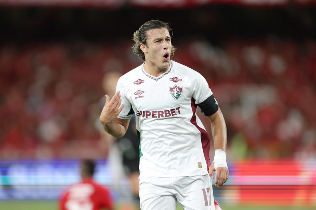 Flu conta com gol contra e com um incansável Canobbio voltar de Cali com vitória e vantagem na Sula