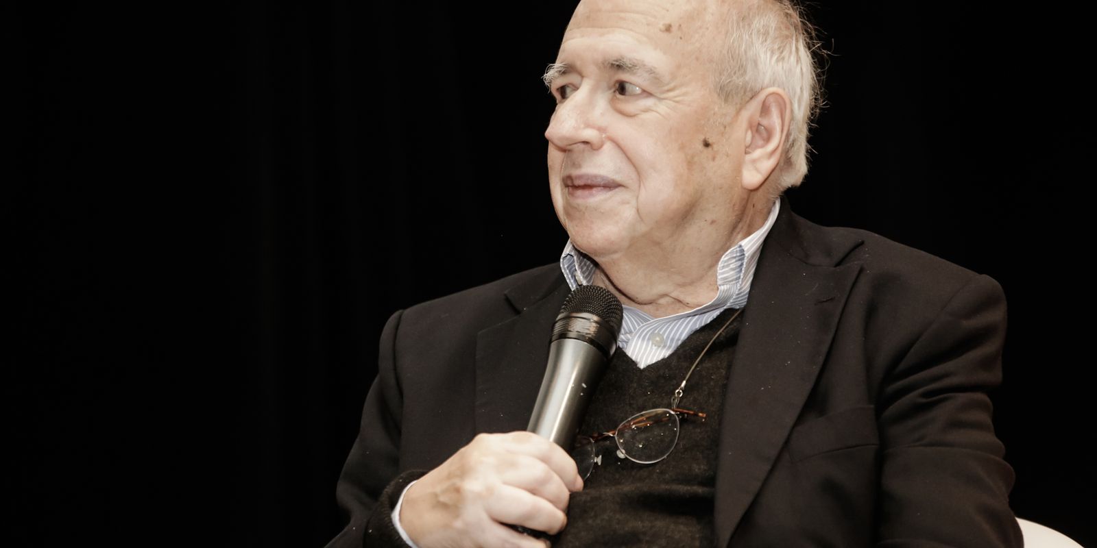Luis Fernando Veríssimo é internado em UTI de hospital de Porto Alegre