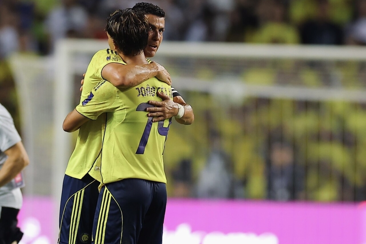 Na estreia de Jesus, parceria entre CR7 e João Félix funciona e Al-Nassr vai à final da Supercopa