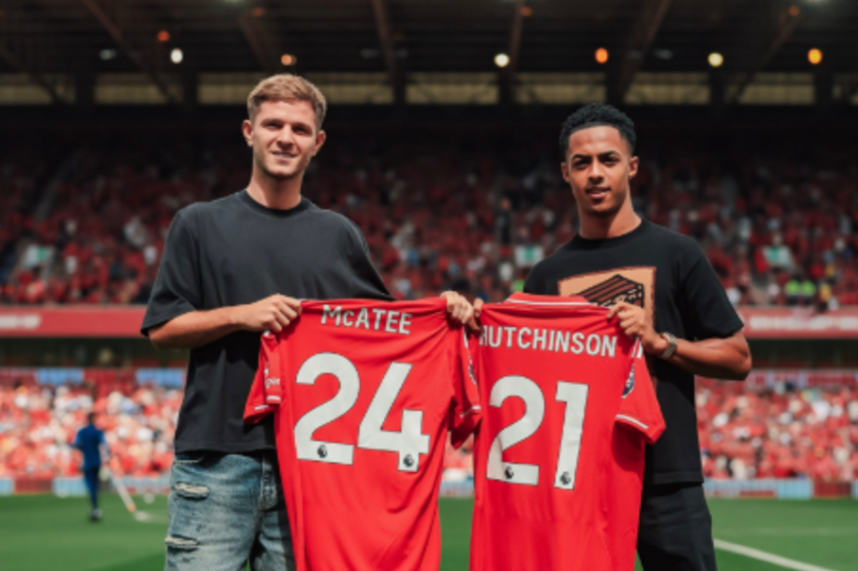 Nottingham Forest apresenta dupla de reforços