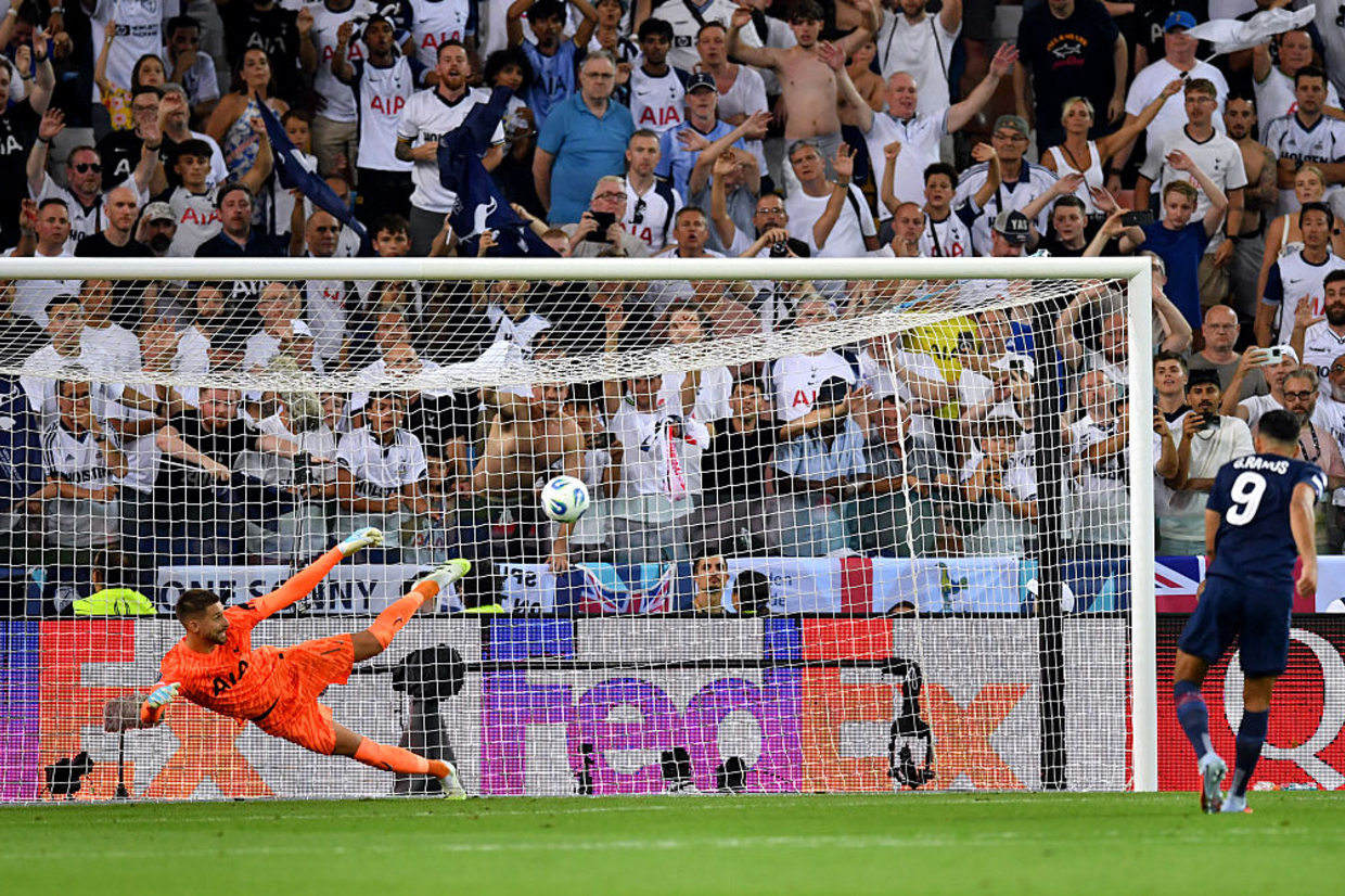 Tottenham abre 2 a 0, mas PSG reage e conquista Supercopa nos pênaltis