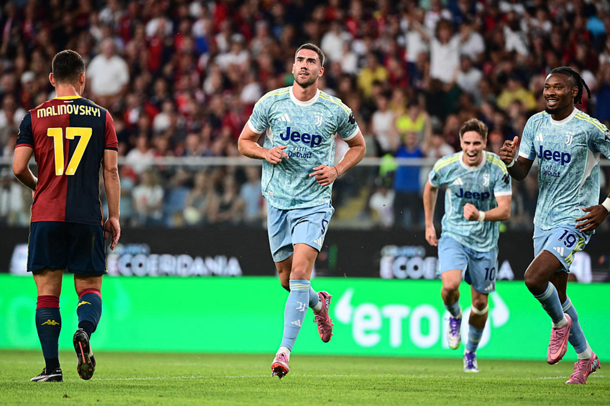 Vlahovic sai do banco para dar  vitória para Juventus sobre o Genoa