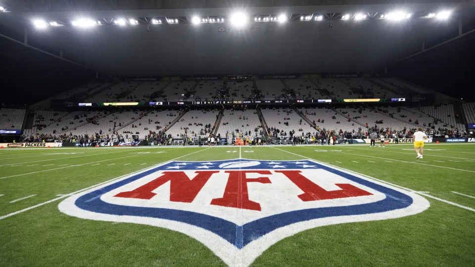 Após polêmica de 2024, NFL volta a Itaquera com gramado reformado