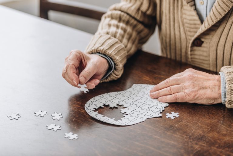 Audiência discute conscientização e cuidados sobre a doença de Alzheimer – Notícias