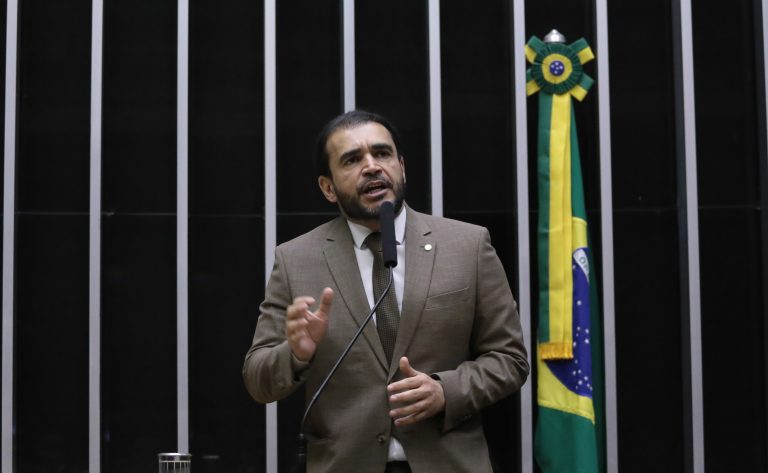 CCJ aprova exigência de justificativa técnica para rejeição de laudos periciais por juízes – Notícias