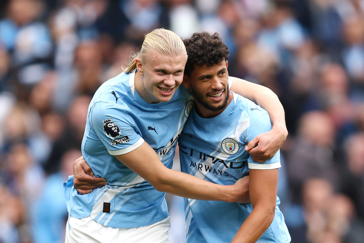 Com dois de Haaland e dois contra de zagueiro, City atropela o Burnley