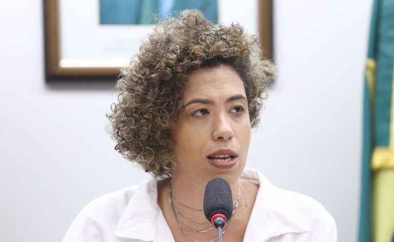 Comissão aprova criação de programa de saúde voltado à mulher atleta – Notícias