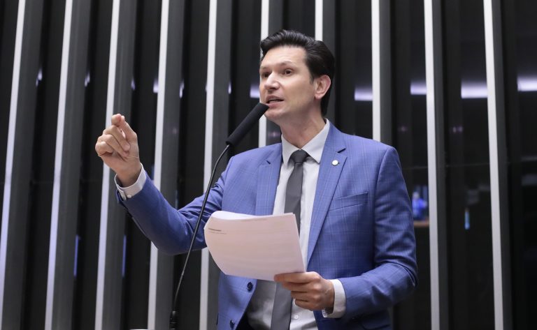 Comissão aprova projeto que inclui academias no Programa Emergencial de Retomada do Setor de Eventos – Notícias