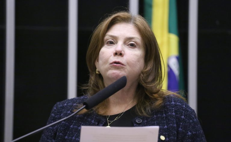 Comissão aprova pulseira com dados para identificar pacientes com epidermólise bolhosa – Notícias