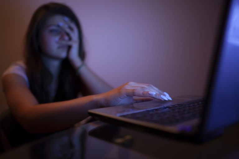Comissão debate crimes digitais contra mulheres com uso de inteligência artificial – Notícias